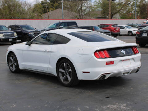 2017 Ford Mustang V6