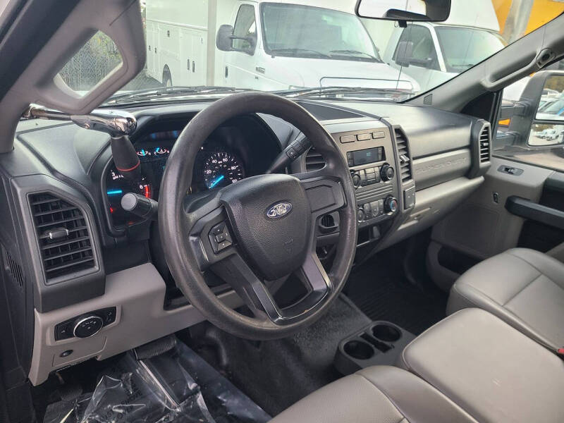 2017 Ford F-350 Super Duty XL