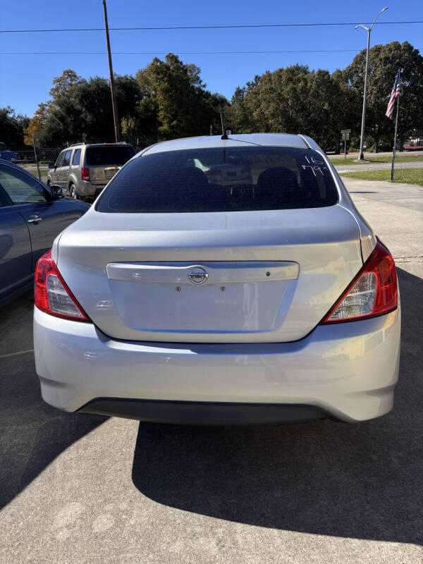 2016 Nissan Versa 1.6 S