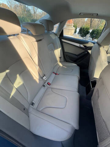 2010 Audi A4 2.0T quattro Premium