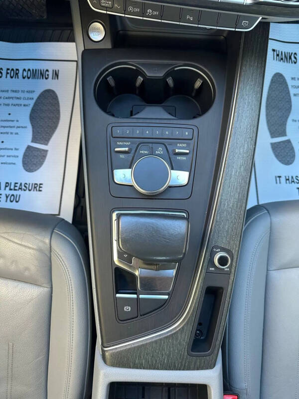 2017 Audi A4 2.0T quattro Premium Plus