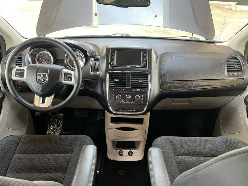 2017 Dodge Grand Caravan SE - Photo 21