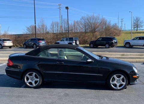 2007 Mercedes-Benz CLK for sale at Woodford Car Company in Versailles KY