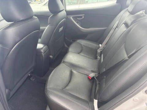 2012 Hyundai Elantra