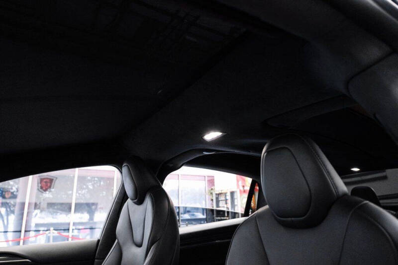 2023 Tesla Model X Plaid