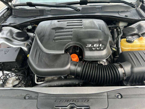 2015 Dodge Charger SE