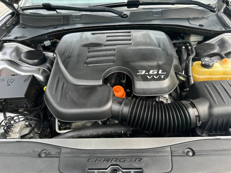 2015 Dodge Charger SE