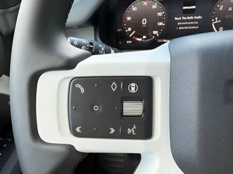 2025 Land Rover Defender 110 P300 S