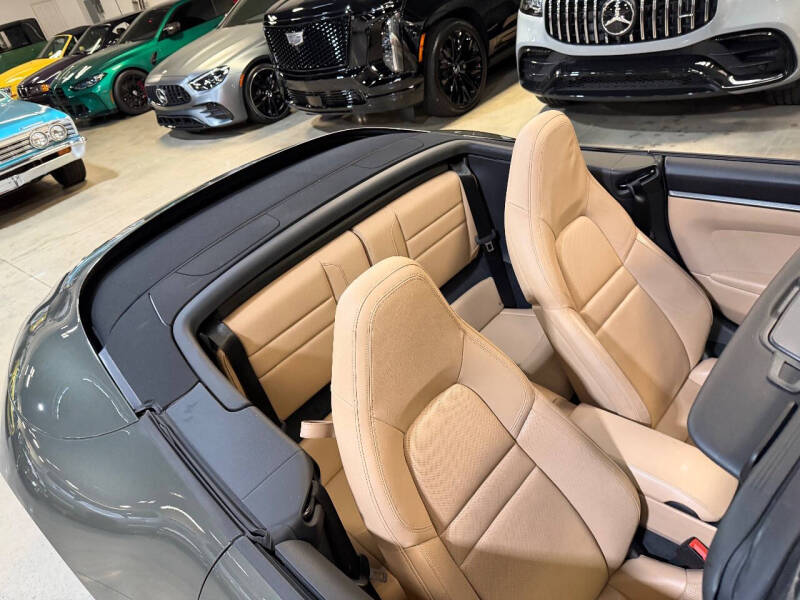 2023 Porsche 911 Carrera