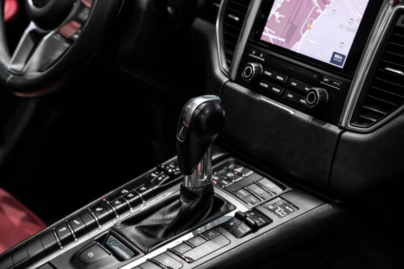 2017 Porsche Macan S