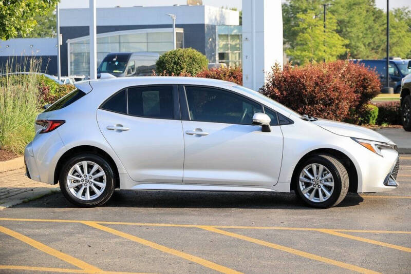 2024 Toyota Corolla Hatchback SE