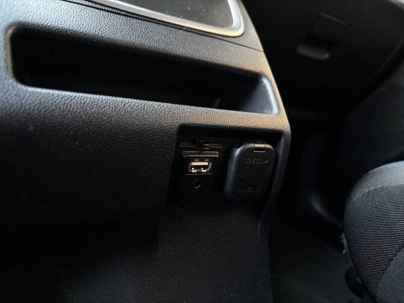 2015 Mazda MAZDA5 Sport