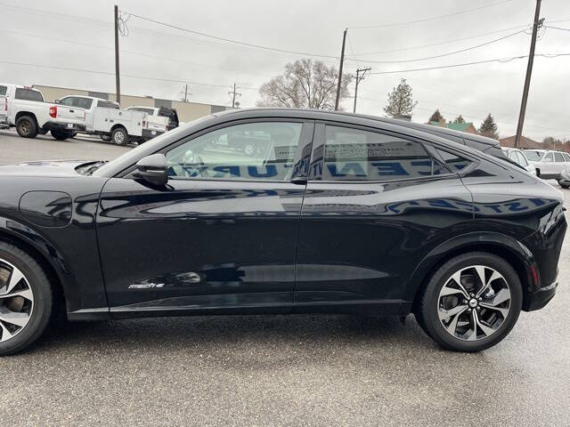 2022 Ford Mustang Mach-E Premium