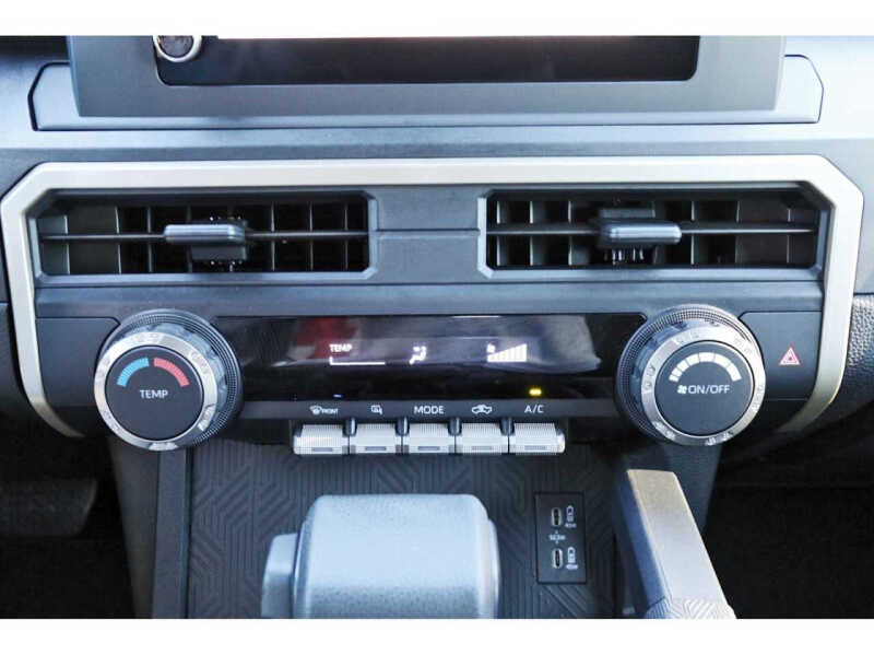 2025 Toyota Tacoma SR