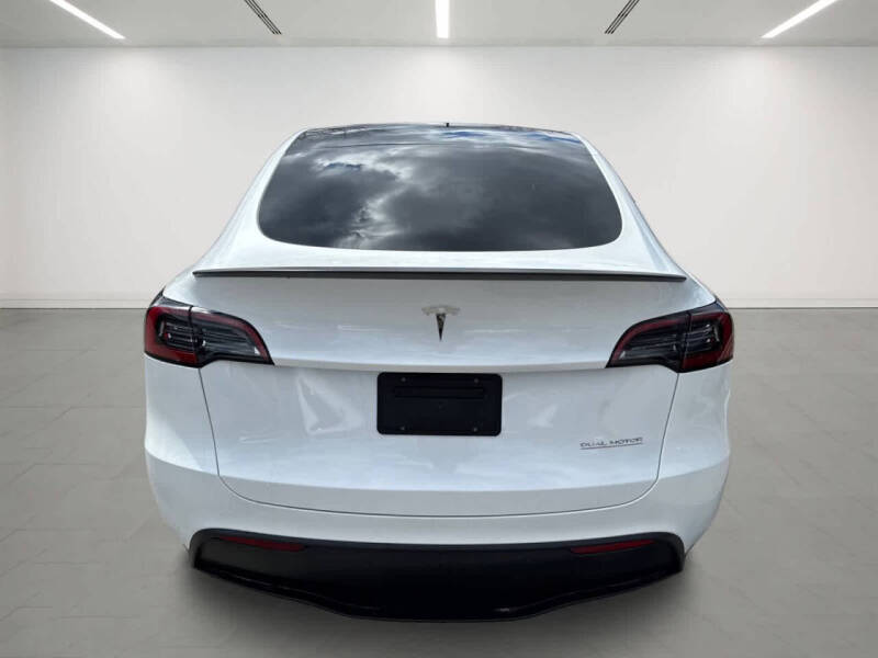 2025 Tesla Model Y Performance