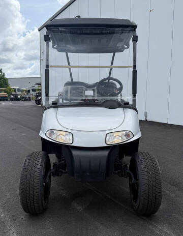 2010 E-Z-GO RXV