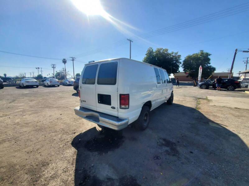 1999 Ford E-150