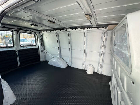 2018 Chevrolet Express 2500