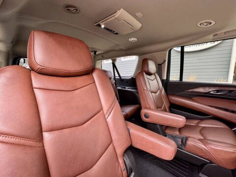 2019 Cadillac Escalade ESV Premium Luxury