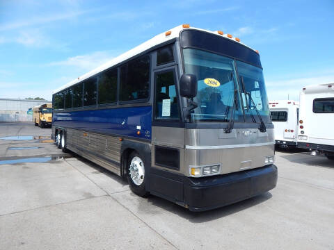 2006 Motor Coach Industries D4000