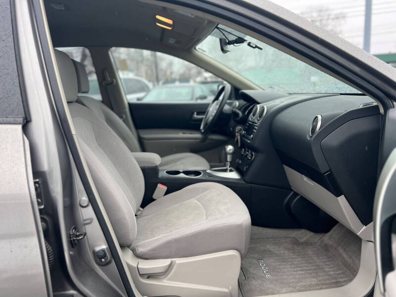 2013 Nissan Rogue S