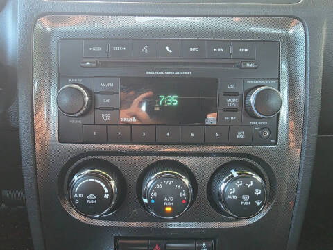 2014 Dodge Challenger SXT