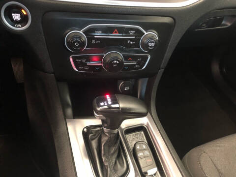 2019 Dodge Charger SXT