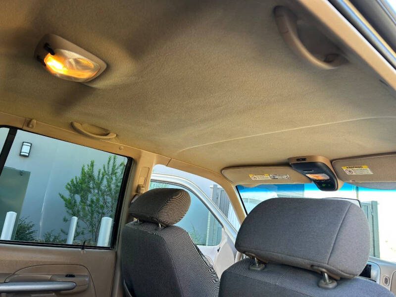 2002 Ford Explorer Sport Trac Value