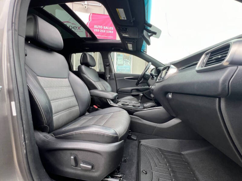 2016 Kia Sorento SX Limited