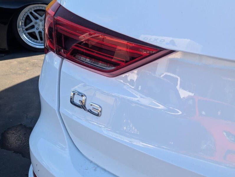 2021 Audi Q3 quattro S line Premium 45 TFSI