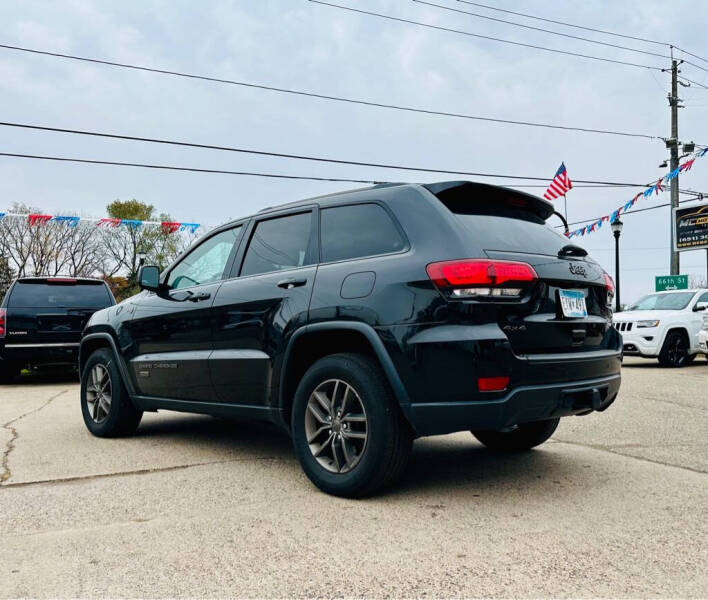 2017 Jeep Grand Cherokee Laredo