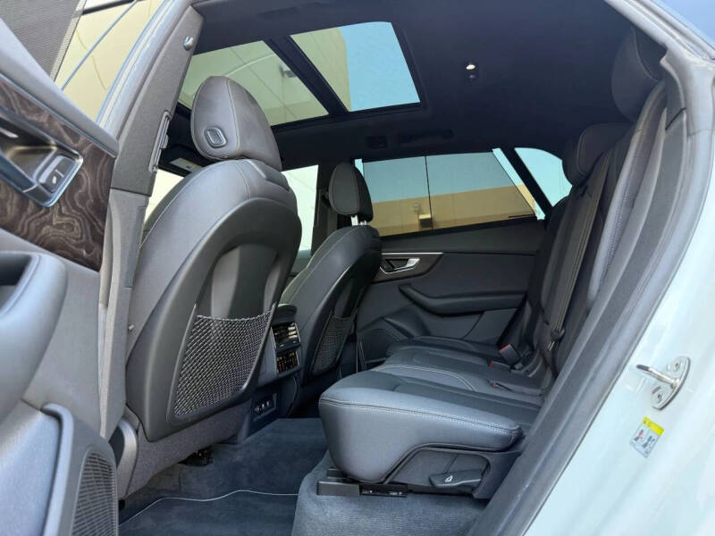 2019 Audi Q8 quattro Prestige 55 TFSI