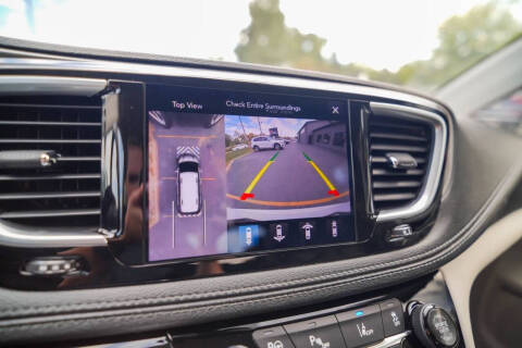 2018 Chrysler Pacifica Hybrid Limited