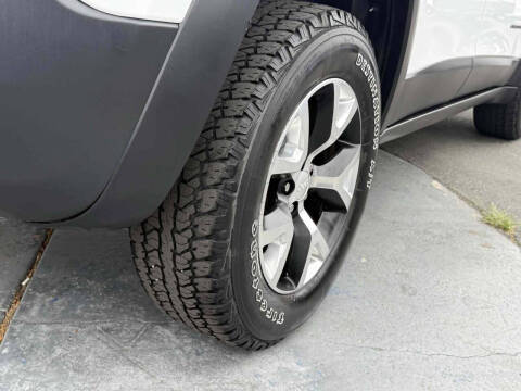 2018 Jeep Cherokee Trailhawk