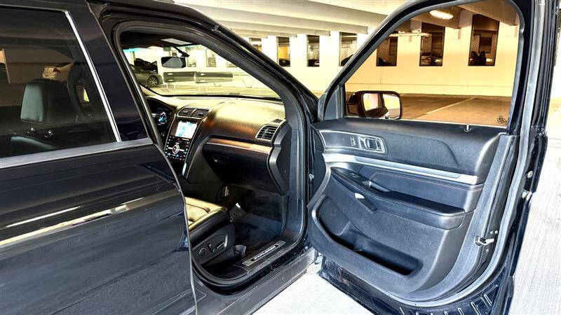 2017 Ford Explorer Sport