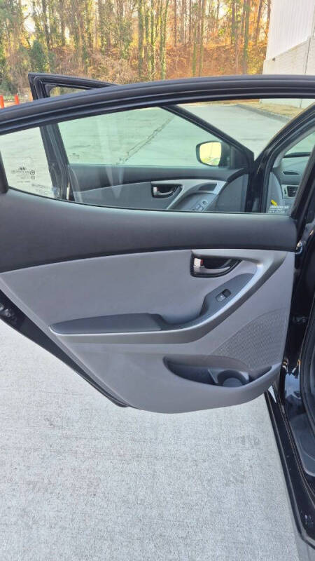 2012 Hyundai Elantra GLS