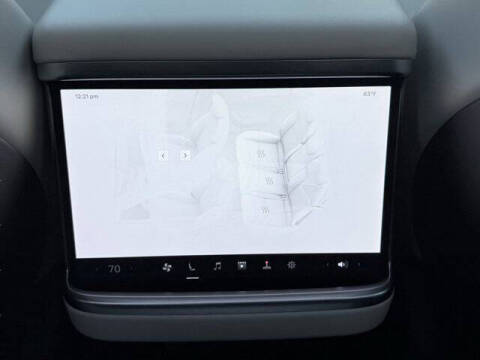 2023 Tesla Model S Plaid