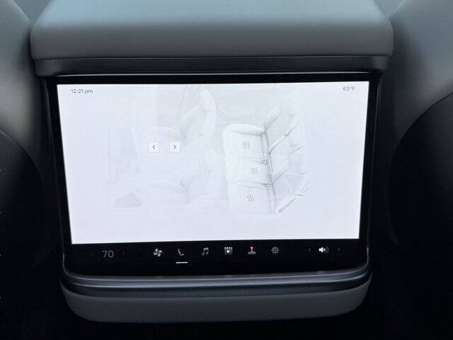 2023 Tesla Model S Plaid