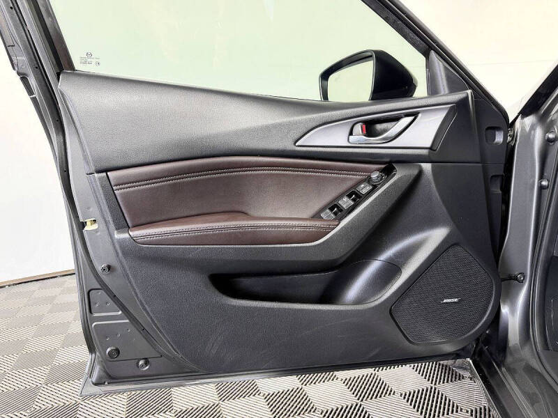 2018 Mazda MAZDA3 Grand Touring