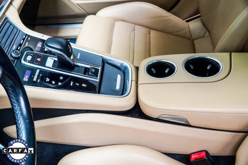 2018 Porsche Panamera