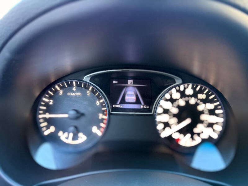 2016 Nissan Altima 2.5 SR