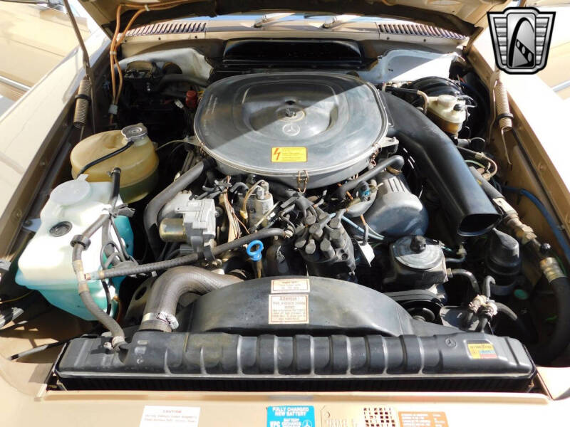 1984 Mercedes-Benz 380-Class 380 SL