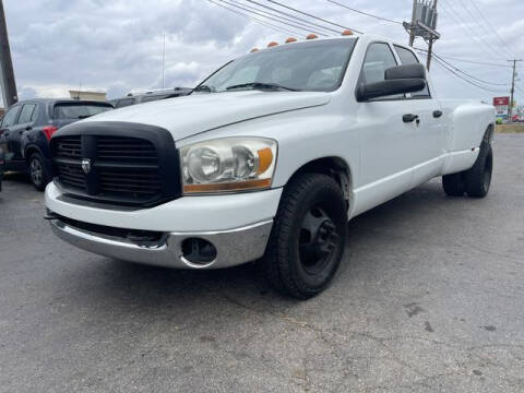 2006 Dodge Ram 3500 for sale at Instant Auto Sales in Chillicothe OH