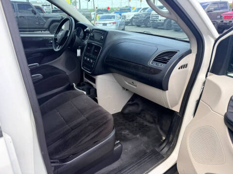 2012 RAM C/V