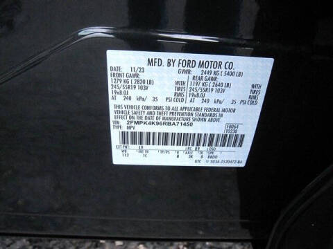 2024 Ford Edge Titanium