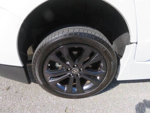 2023 Toyota Sienna XSE 7-Passenger