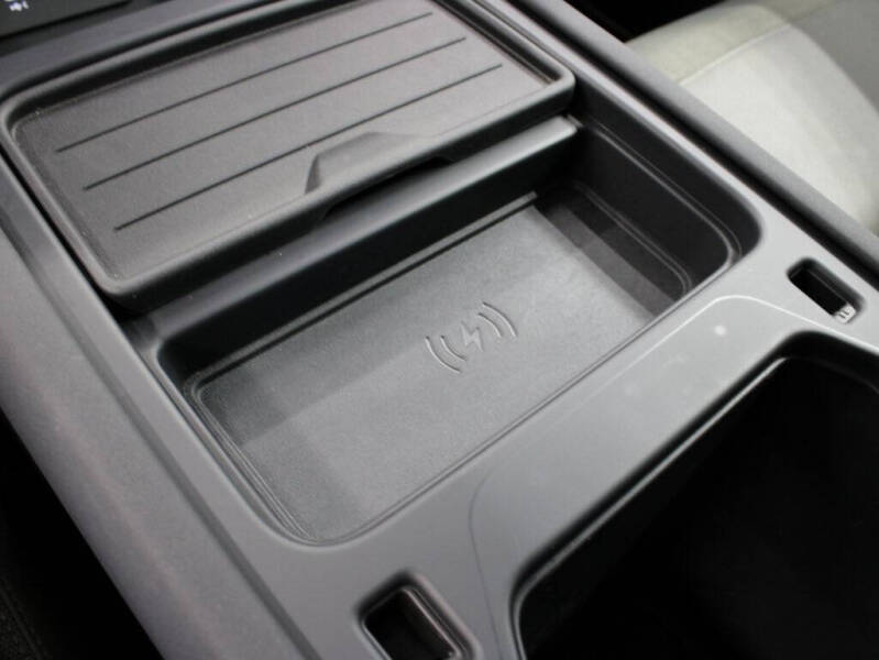 2020 Land Rover Defender 110 S