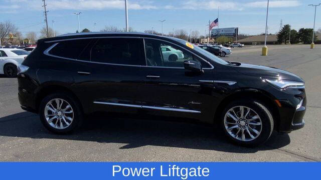 2022 Buick Enclave Avenir