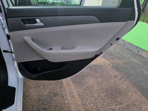 2017 Hyundai Sonata SE