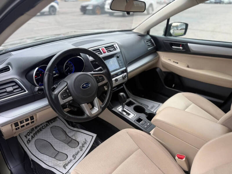 2017 Subaru Outback 2.5i Premium